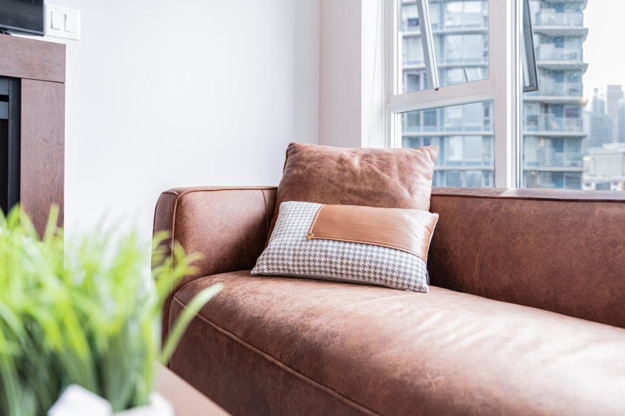 Amazing Views ! Leather Furniture ! Cozy Condo! Ванкувер Екстер'єр фото