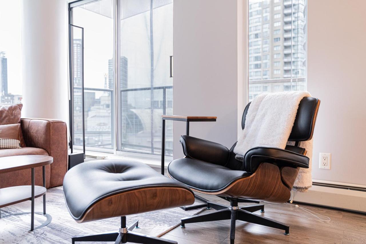 Amazing Views ! Leather Furniture ! Cozy Condo! Ванкувер Екстер'єр фото